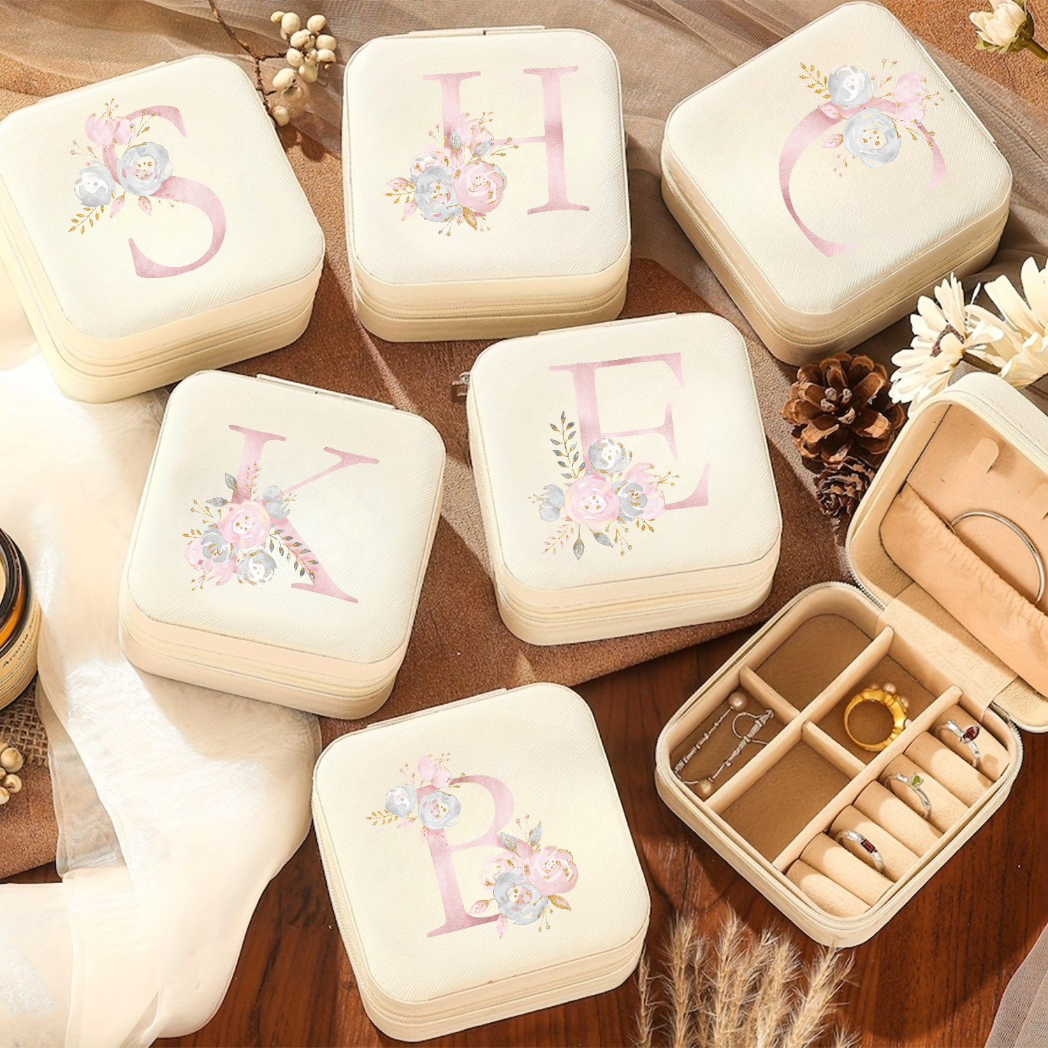 A-Z Alphabet Print Beige Trave - Event Z incelemesi ve fiyatı